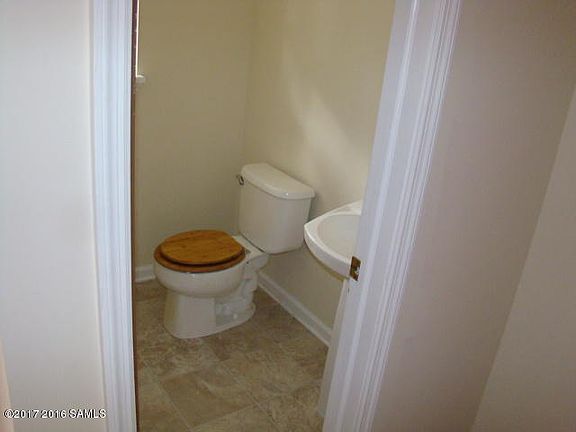 3rd image of 59 Old Mill Ln