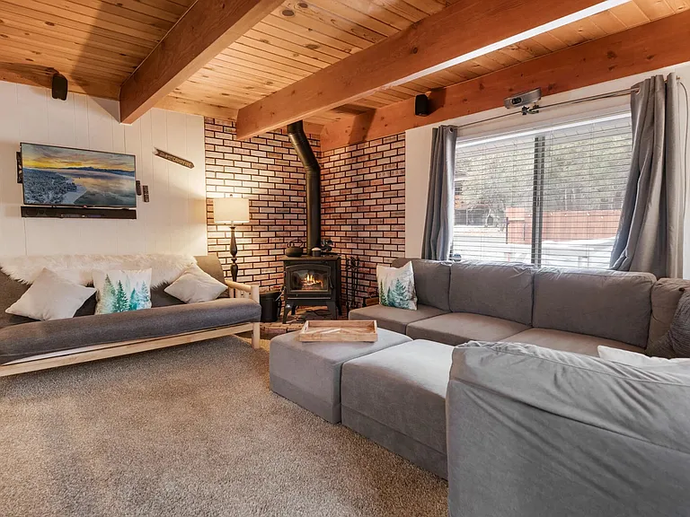 671 Moreno Ln — Photo 10