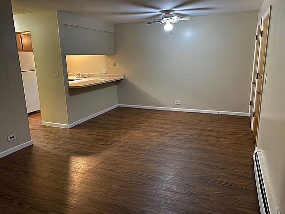 3rd image of 108 Drew Ln APT 11