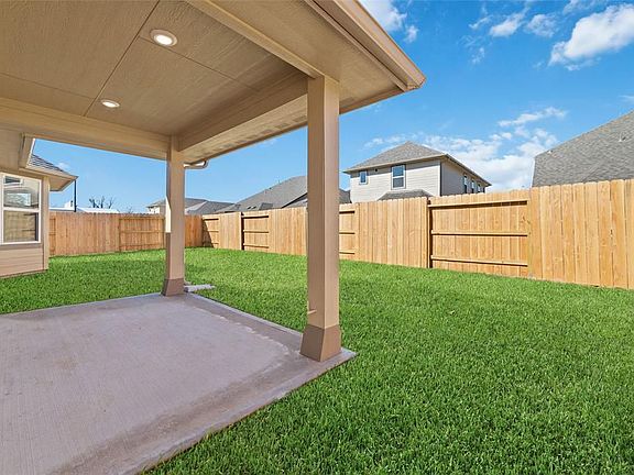 4th image of 21518 Carbone Ln