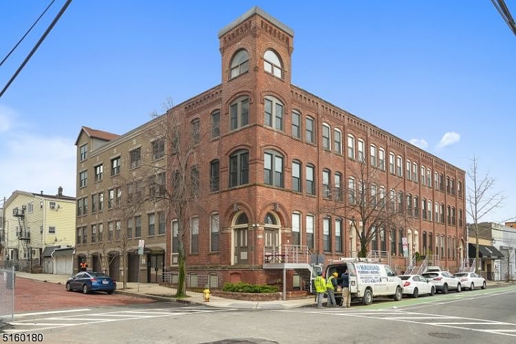 1st image of 54-60 McWhorter St #101