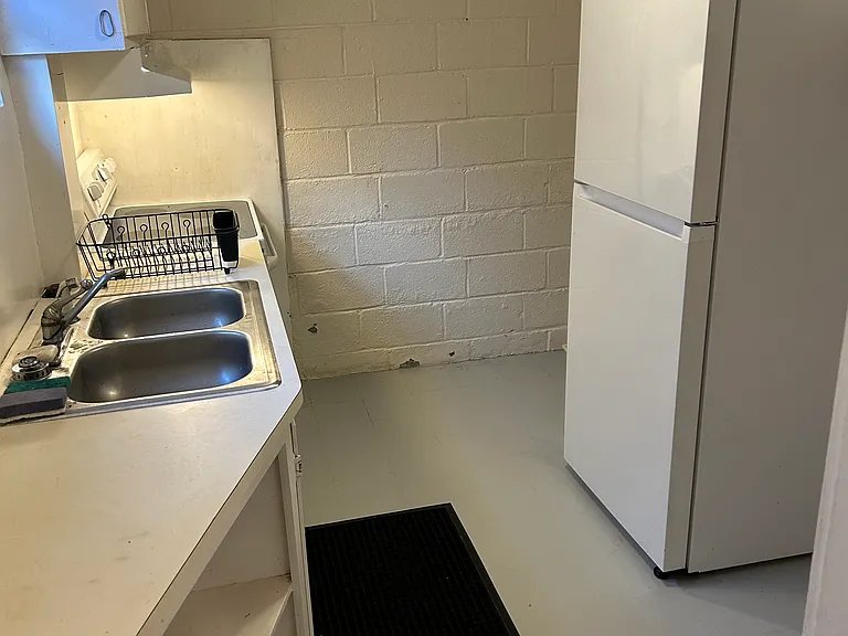 2503 Everett Ave #B — Photo 4
