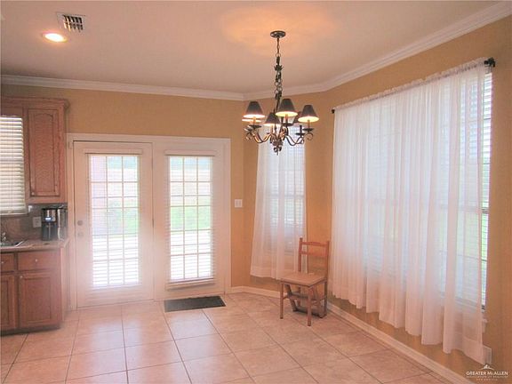5th image of 1930 River Bend Dr