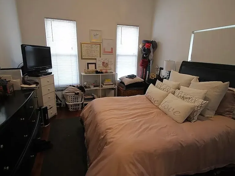 1122 47th Ave #3L — Photo 3