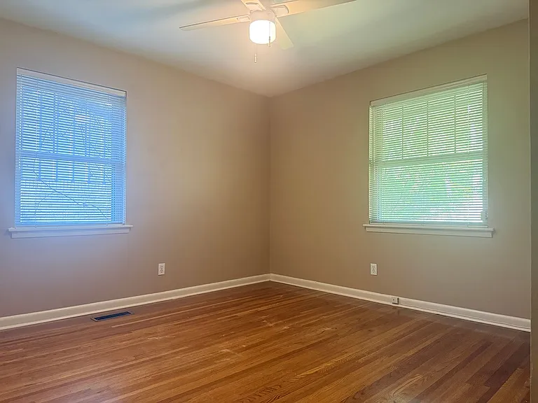 323 Auburn Dr — Photo 29