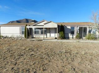 3 Deer Mountain Rd, Edgewood, NM 87015