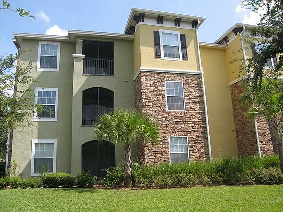 3rd image of 9916 Courtney Palms Blvd APT 204