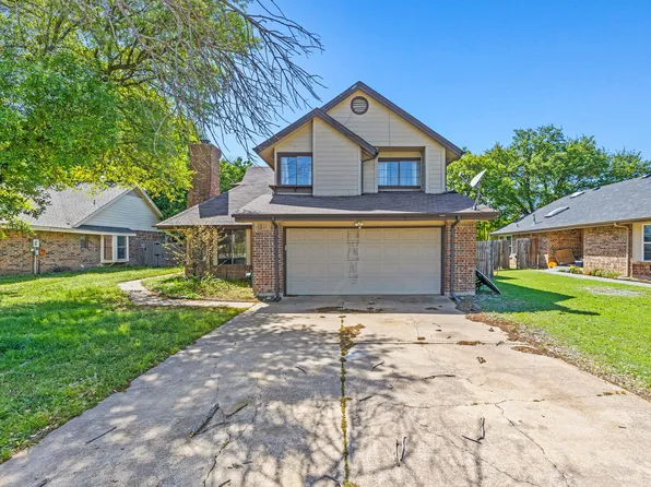 4377 Hemingway Dr, Grand Prairie, TX 75052