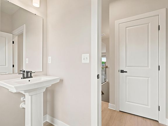 2nd image of 8046 Williamson Blvd