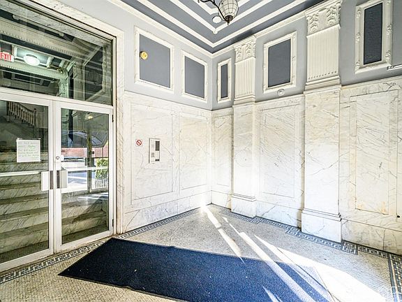 4th image of 282 Magnolia Ave APT 14