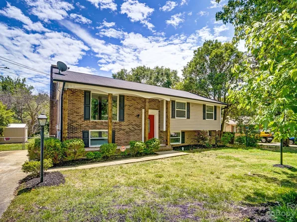 1025 Buckingham Ave, Gastonia, NC 28054