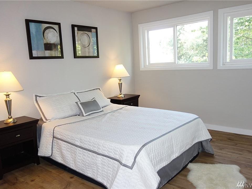 1st image of 12700 NE 8th St #209
