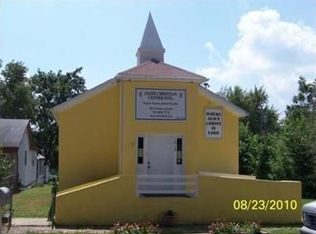 1013 Pottawatomie St, Leavenworth, KS 66048