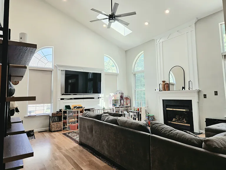 34 Margaret Dr — Photo 20