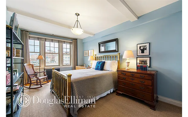 Rented by Douglas Elliman | media 17