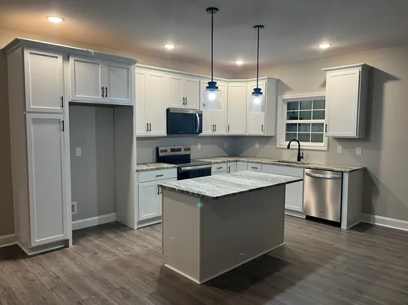 334 Collett Rd, Bowling Green, KY 42104