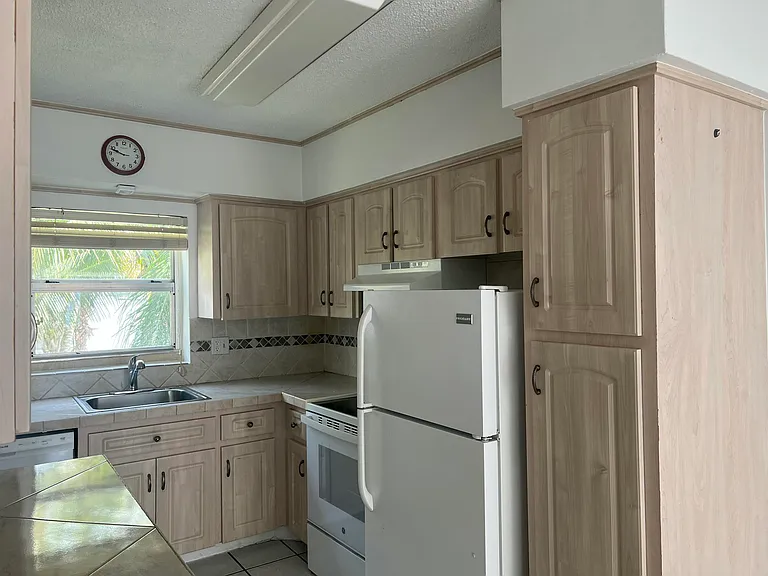 2600 S Ocean Dr #S216 — Photo 21