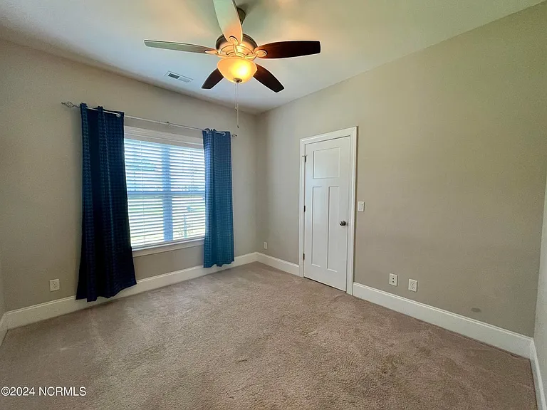 268 Marsh Haven Dr — Photo 16