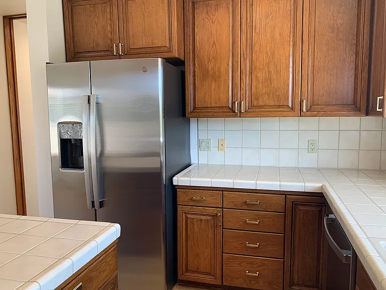 3747 Lincolnwood Dr — Photo 15