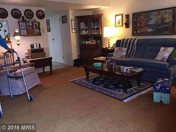 4th image of 3431 Brookville Ln
