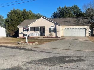 118 Rodeo Dr, Rock Spring, GA 30739