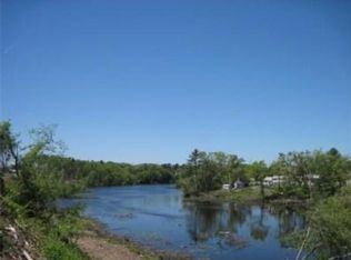 422 S Branch Pkwy, Springfield, MA 01118