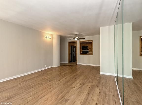 4th image of 155 N Harbor Dr APT 1607