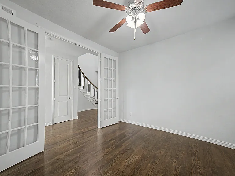 6862 Mistley Park — Photo 10