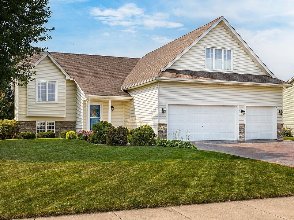 1st image of 28582 Lakeside Dr