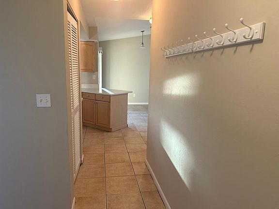 3rd image of 4427 SW 1st Pl