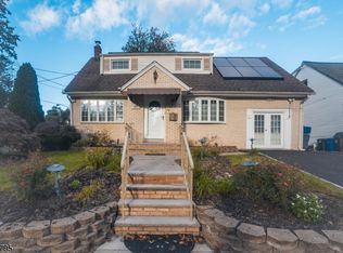 1129 Sayre Rd, Union, NJ 07083