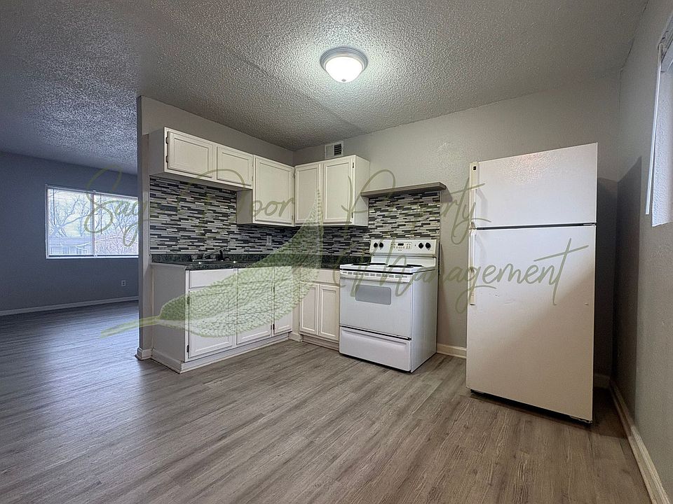 1st image of 5529-5531 Freeman Ct #5529-B