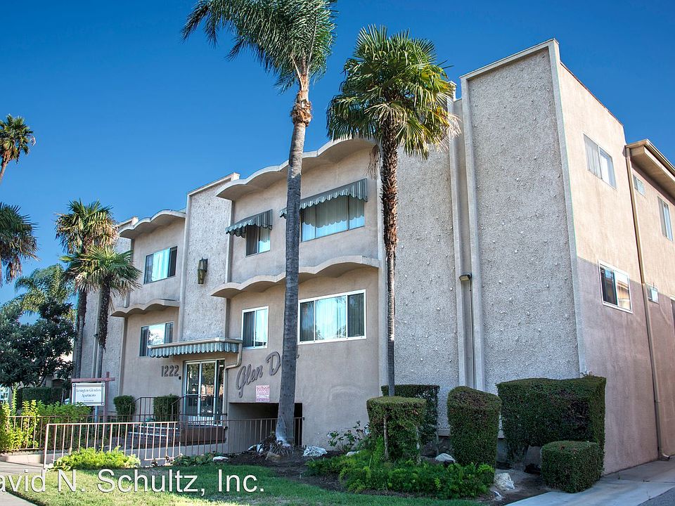 2nd image of 1222 E Lexington Dr APT 3