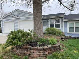 295 Highland Village Dr, Valley Park, MO 63088
