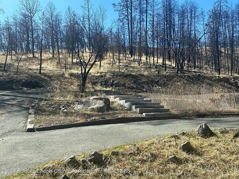 1st image of 209 Sequoia Dr