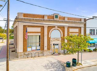 320 Main St, Avon By The Sea, NJ 07717