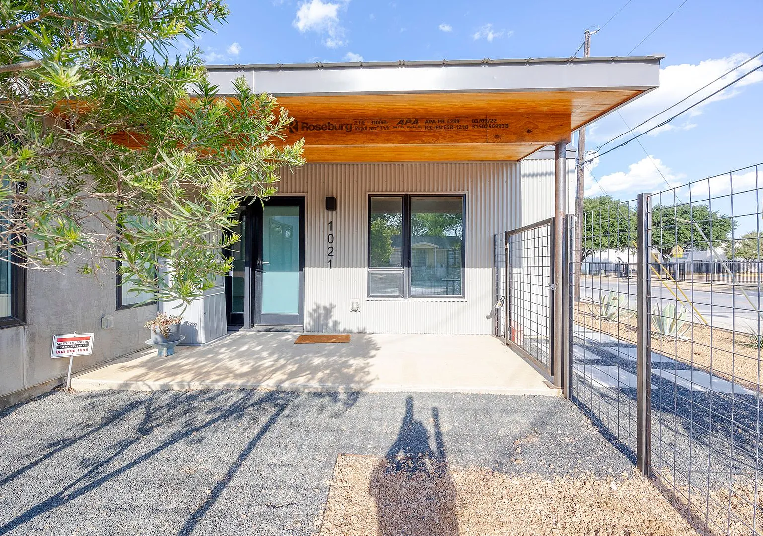 Bright, Open & EfficientPerfect Home for Modern Living! — Photo 1