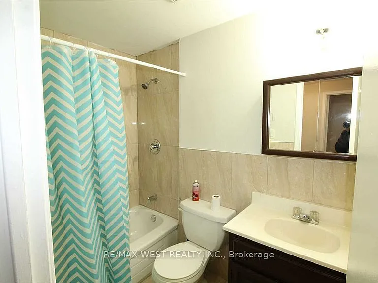 11 Tindale Rd #UPPER — Photo 13