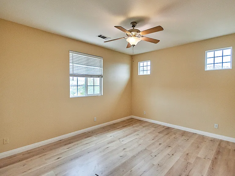 7238 San Carmela Ct — Photo 44