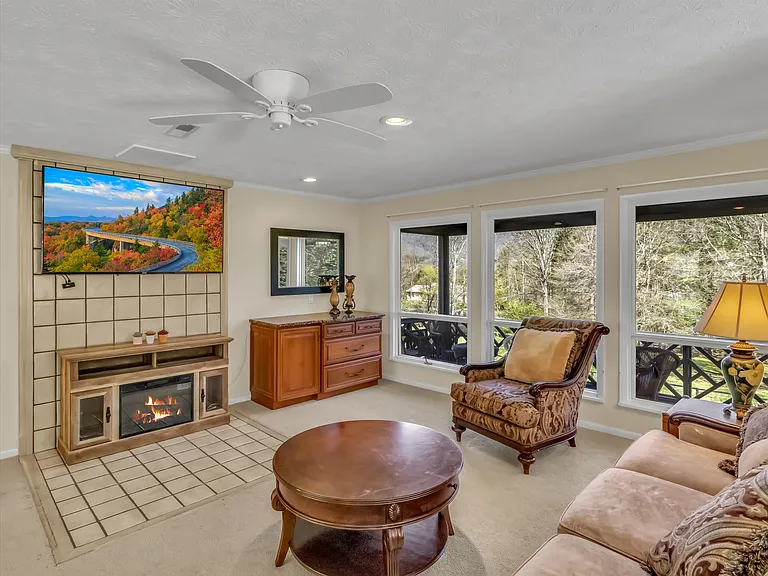 41 Balsam Shadows Rd — Photo 11