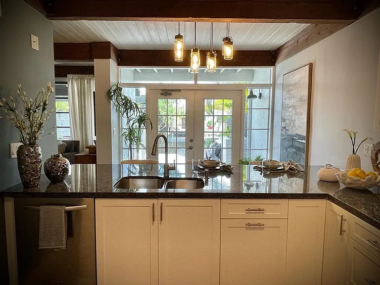 605 Kensington Pl — Photo 4
