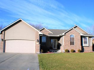 1014 N McCaskey Dr, Rose Hill, KS 67133