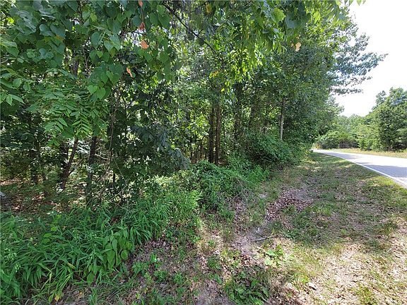 2nd image of Kinross Dr #19 & 20