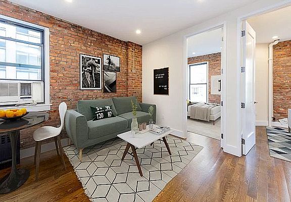 2nd image of 156 W 20th St APT 5A