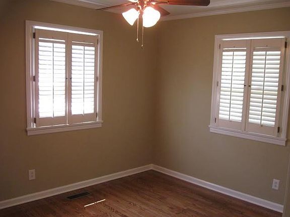 5th image of 1310 Toddington Dr