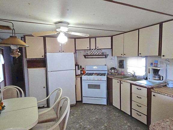 3rd image of 20916 Daniels Way #3308