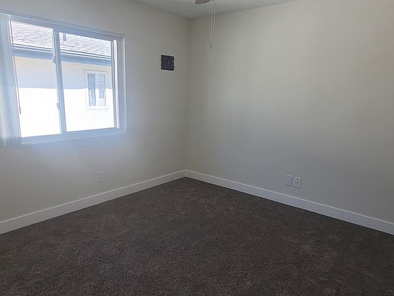 2nd image of 4236 Estrella Ave APT 5