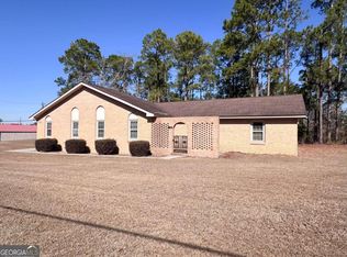 564 W Oglethorpe Ave, Lyons, GA 30436
