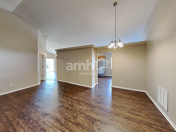 4th image of 1017 Shale Trail St