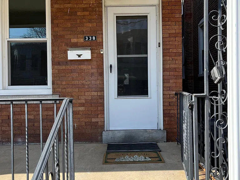 338 Rector St — Photo 2